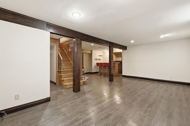 5575 Giles Avenue NE, Rockford, MI 49341