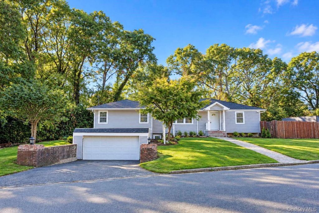 52 March Court, Selden, NY 11784 — exterior
