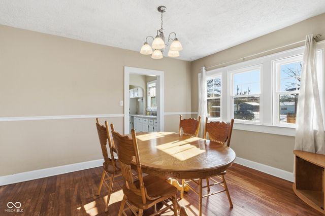 81 N 8th Avenue, Beech Grove, IN 46107