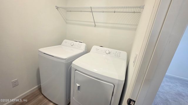 3956 MID CENTURY Street, Jacksonville, FL 32217