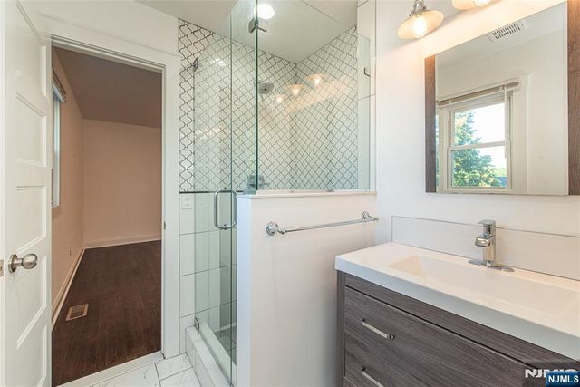 39-41 Park 1, Caldwell, NJ 07006