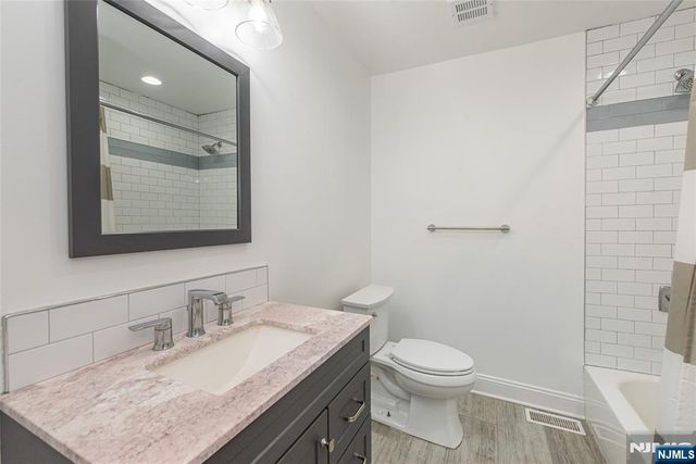 39-41 Park 1, Caldwell, NJ 07006