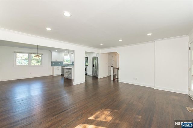 39-41 Park 1, Caldwell, NJ 07006