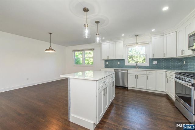 39-41 Park 1, Caldwell, NJ 07006