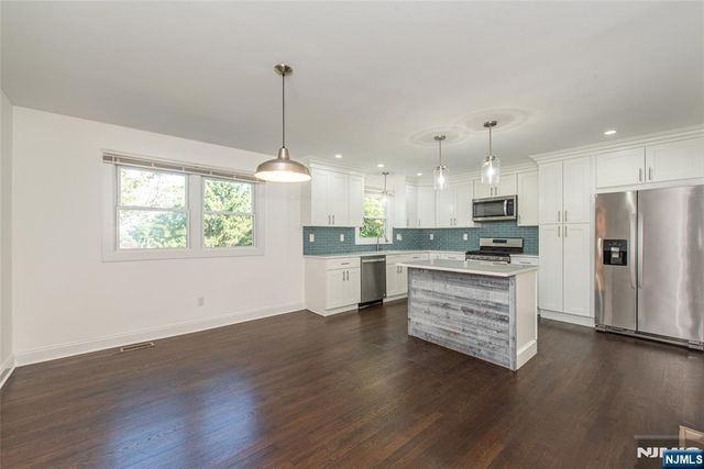 39-41 Park 1, Caldwell, NJ 07006