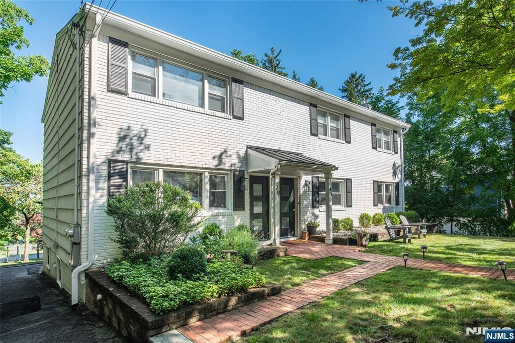 39-41 Park 1, Caldwell, NJ 07006
