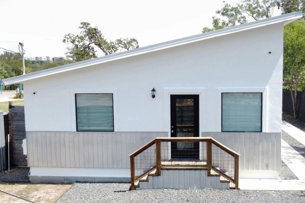 1171 Nickols Ave 1, Austin, TX 78721