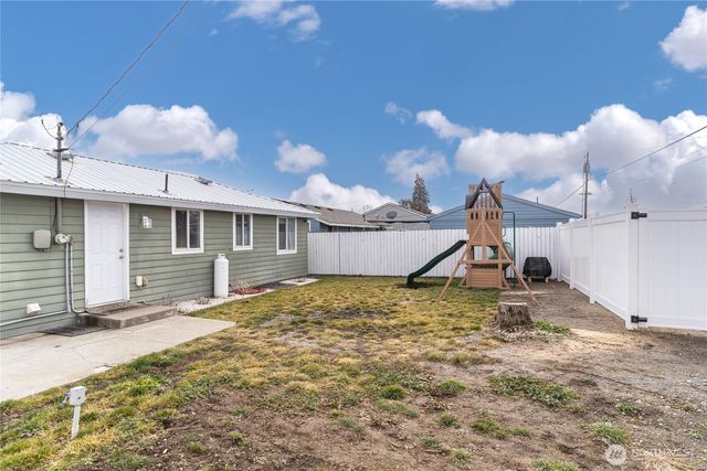 1211 Cottage Street SE, Ephrata, WA 98823