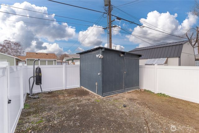 1211 Cottage Street SE, Ephrata, WA 98823