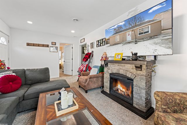 8390 Millis Rd. Road, Shelby Twp, MI 48317