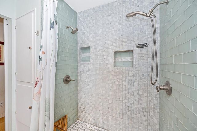 7616 Southbreeze Dr, Sacramento, CA 95828