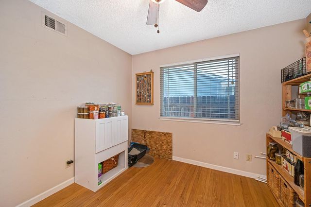 7616 Southbreeze Dr, Sacramento, CA 95828