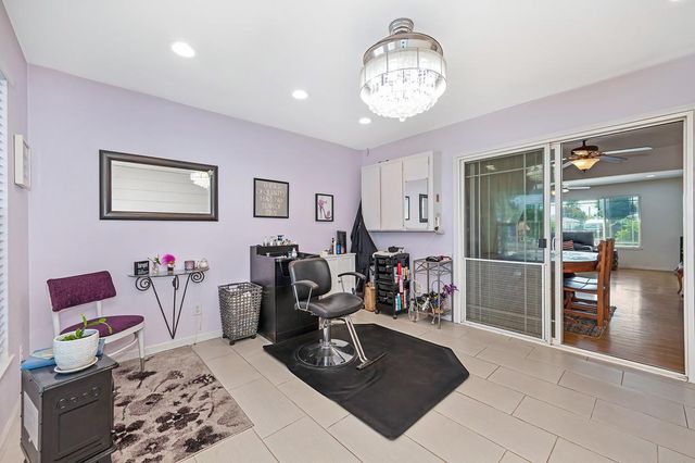 7616 Southbreeze Dr, Sacramento, CA 95828