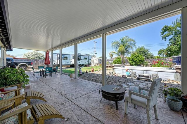 7616 Southbreeze Dr, Sacramento, CA 95828