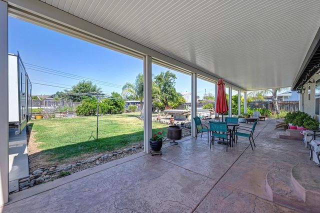 7616 Southbreeze Dr, Sacramento, CA 95828