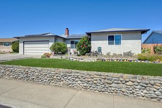 7616 Southbreeze Dr, Sacramento, CA 95828