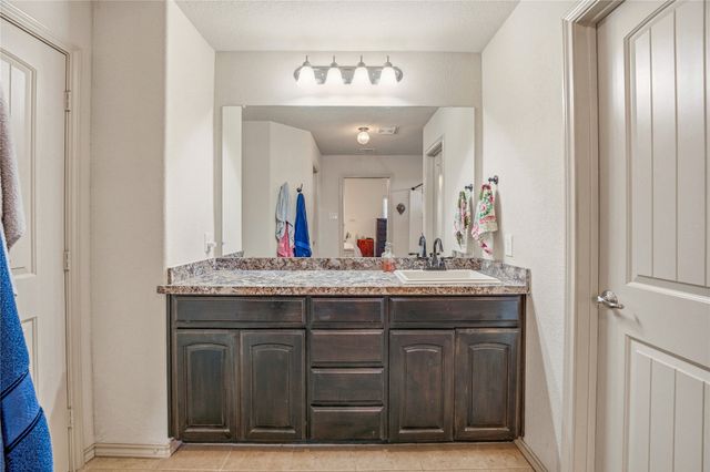 1329 Briarwood Drive, Azle, TX 76020