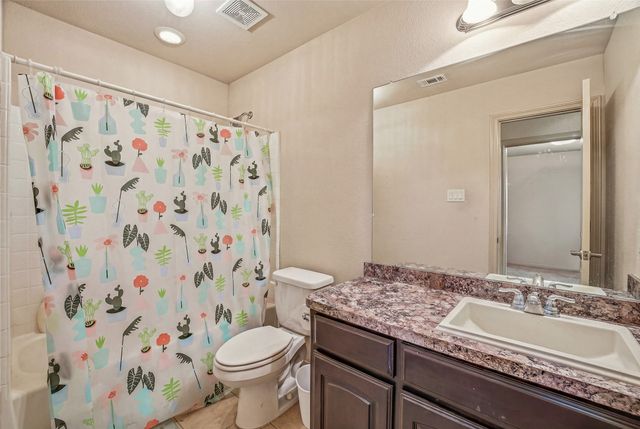 1329 Briarwood Drive, Azle, TX 76020