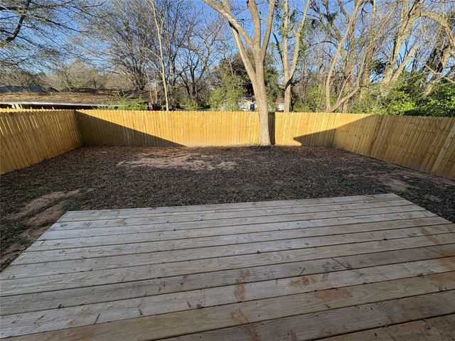 515 Giraud, Mineola, TX 75773