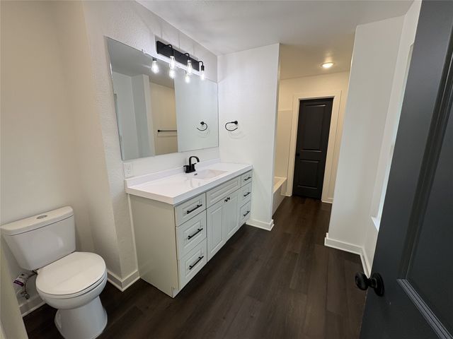 515 Giraud, Mineola, TX 75773