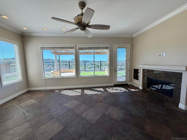 12215 Gladehollow Ct., San Diego, CA 92128