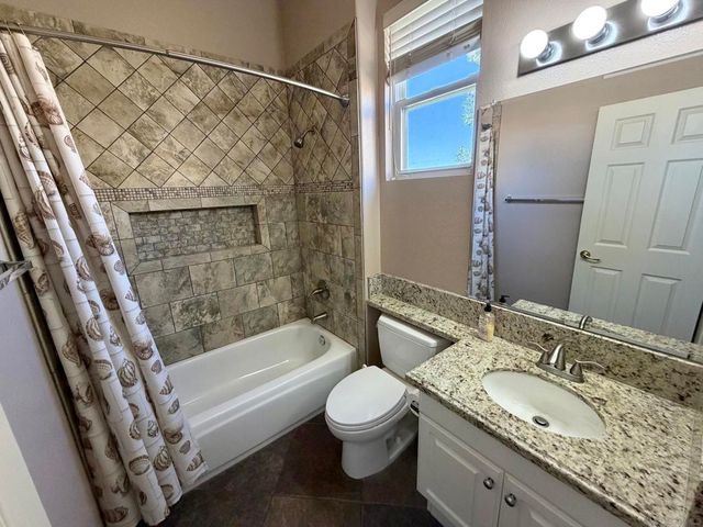 12215 Gladehollow Ct., San Diego, CA 92128