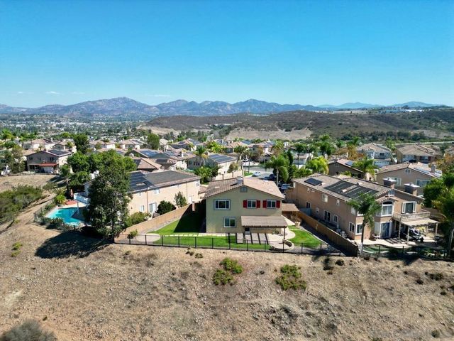 12215 Gladehollow Ct., San Diego, CA 92128