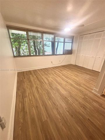2666 Tigertail Avenue 114, Miami, FL 33133