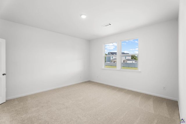 211 Ivy Glen Drive, Perry, GA 31069