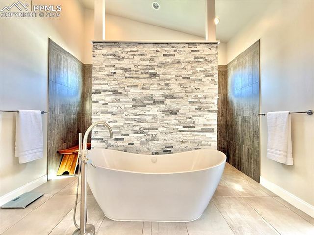 17364 Pond View Place, Colorado Springs, CO 80908