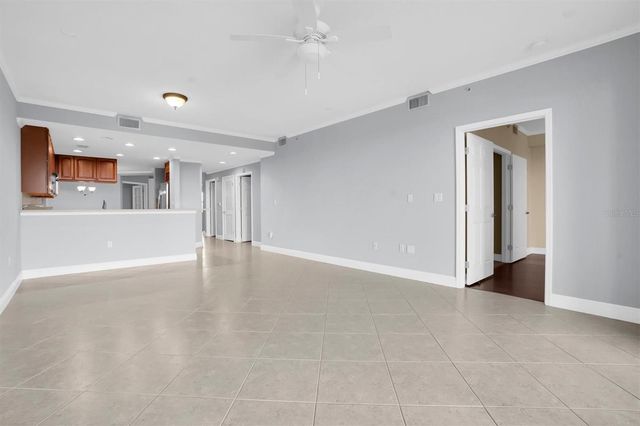 7040 KEY HAVEN ROAD 605, Seminole, FL 33777