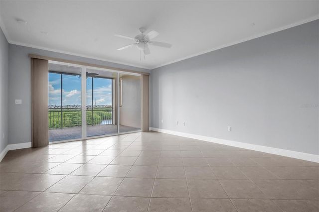 7040 KEY HAVEN ROAD 605, Seminole, FL 33777
