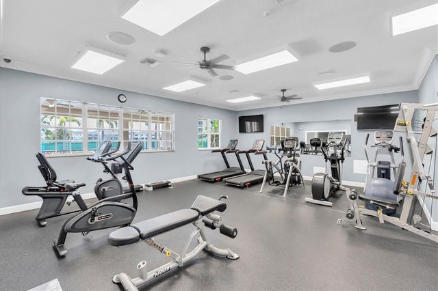 7040 KEY HAVEN ROAD 605, Seminole, FL 33777