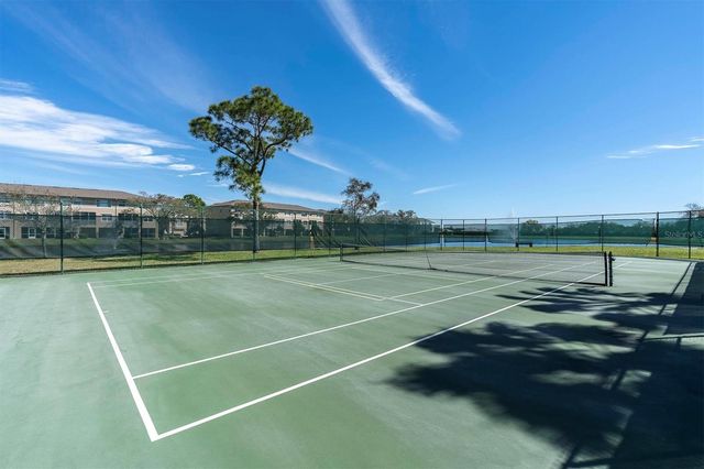 7040 KEY HAVEN ROAD 605, Seminole, FL 33777