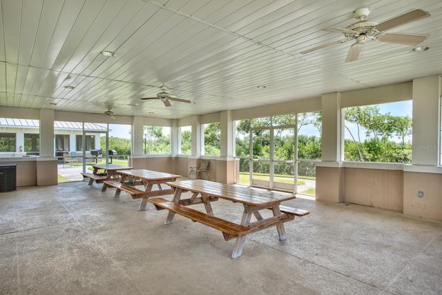 7040 KEY HAVEN ROAD 605, Seminole, FL 33777