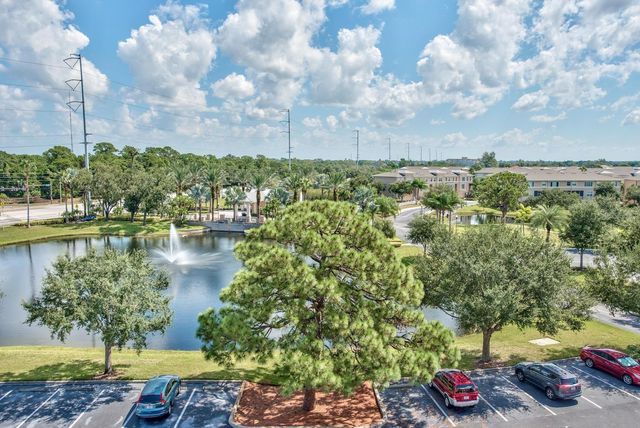 7040 KEY HAVEN ROAD 605, Seminole, FL 33777