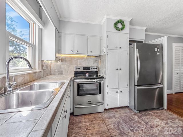 516 Margaret Drive, Statesville, NC 28677