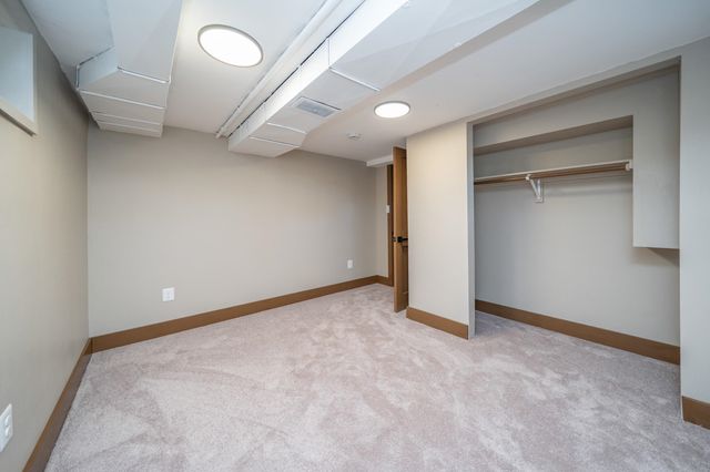 8303 E Upriver Dr, Spokane, WA 99212