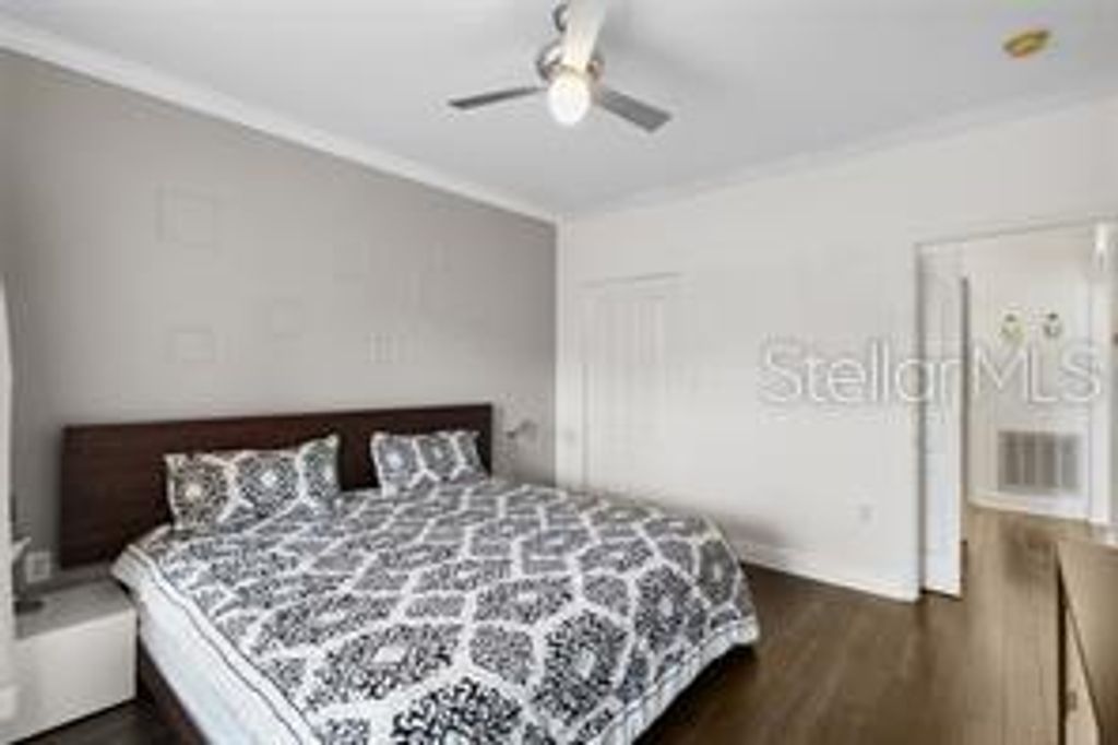 Image 18 of property listing at 2732 VIA MURANO 534, Clearwater, FL 33764