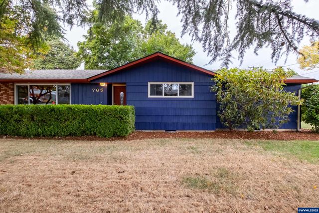 765 Clarmount St NW St, Salem, OR 97304