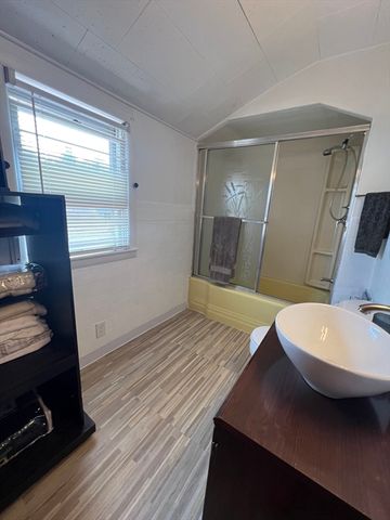 161 Verge St, Springfield, MA 01129