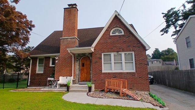 161 Verge St, Springfield, MA 01129