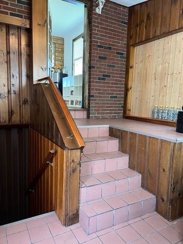 161 Verge St, Springfield, MA 01129