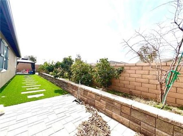 30339 Roebuck Court, Menifee, CA 92584