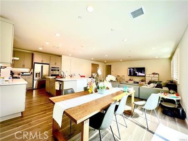 30339 Roebuck Court, Menifee, CA 92584