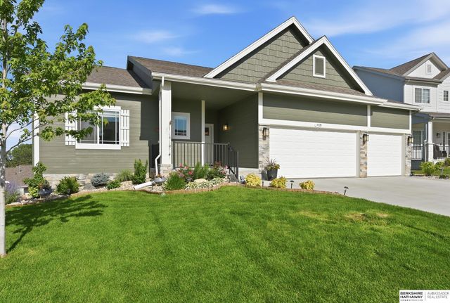 5520 N 181st Street, Elkhorn, NE 68022