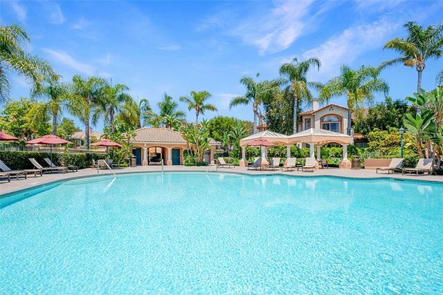 709 Solvay Aisle, Irvine, CA 92606