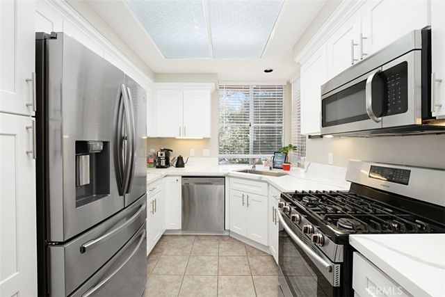 709 Solvay Aisle, Irvine, CA 92606