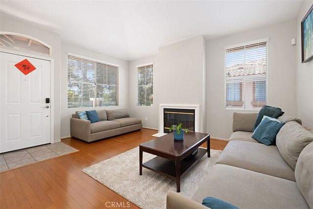 709 Solvay Aisle, Irvine, CA 92606