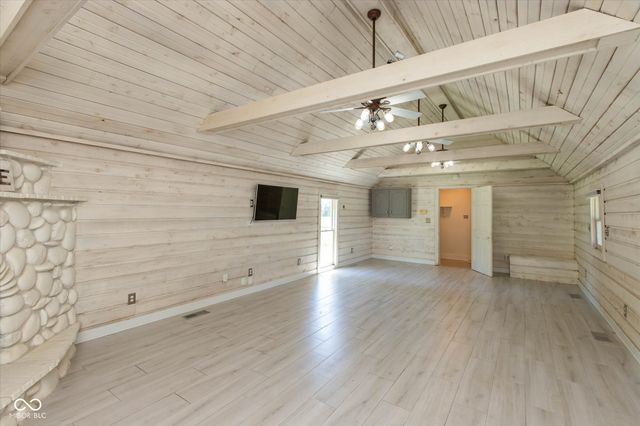6862 Travis Road, Greenwood, IN 46143